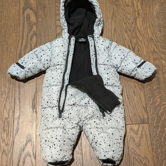Jordan Baby Hooded Snowsuit - Picture 4 of 7
